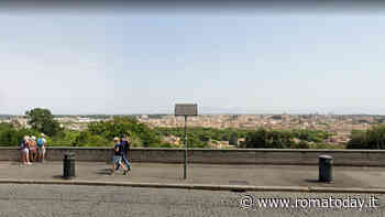 Gianicolo: guida turistica precipita dal belvedere davanti agli studenti, è grave