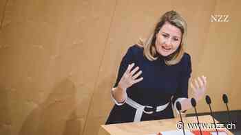 Österreichs Regierung legt dem ORF Fesseln an und will so die privaten Verleger retten