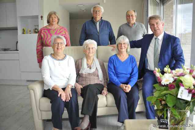 Ze was liefst 79 jaar gehuwd met Maurits, nu viert Elza haar 101ste verjaardag