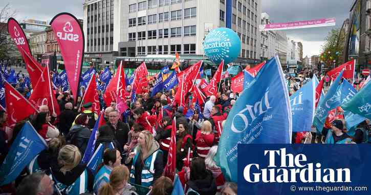 Teachers’ strikes: NEU accuses government of refusing to negotiate