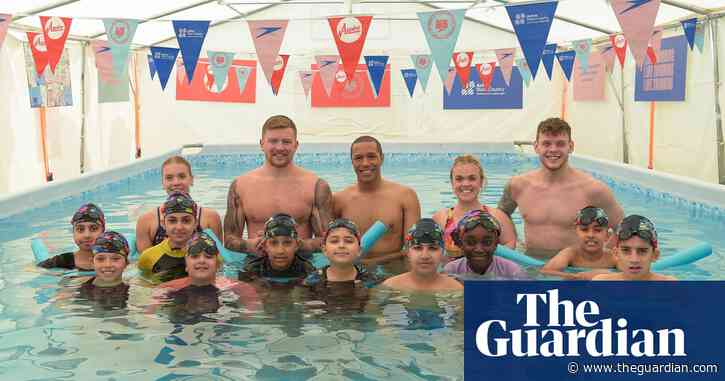 Pop-up pool scheme aims to boost low UK swimming attainment rates