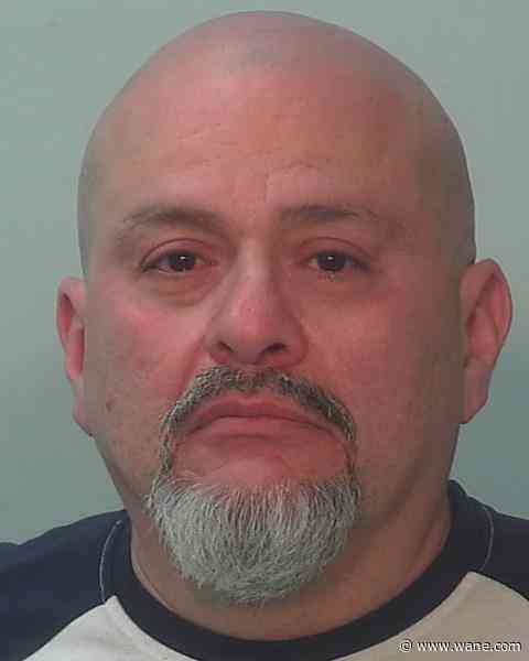 Man arrested after holding woman hostage in northeast Fort Wayne home