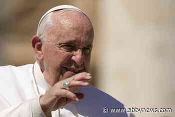 Pope allows women to vote at upcoming bishops’ meeting