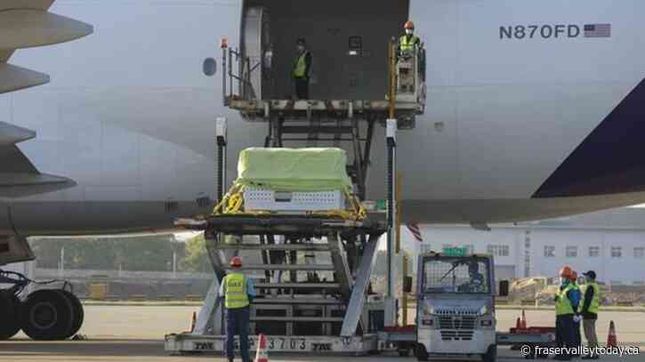 China welcomes Ya Ya the panda home after 20 years abroad