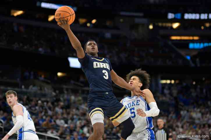 Longhorns add high scoring guard Abmas from transfer portal