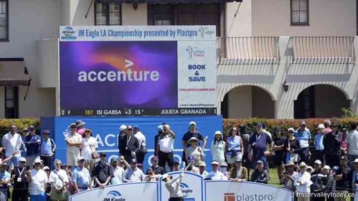 Johansson leads after 1st day of JM Eagle LA Championship