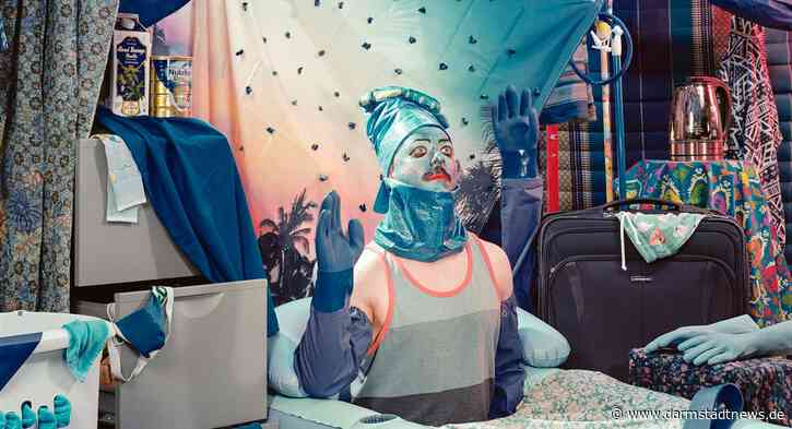 Kunstforum der TU Darmstadt: Kuratorinnenführung durch die Ausstellung „Warte, wenn der Mond aufgeht…“