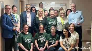 Logan Boulet Humanitarian of the Year awarded to Saskatoon surgeon, transplant team