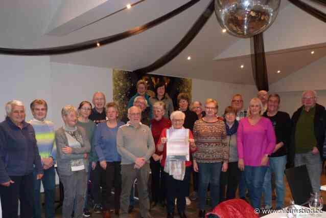 Wandelclub organiseert bloemenwandelingen