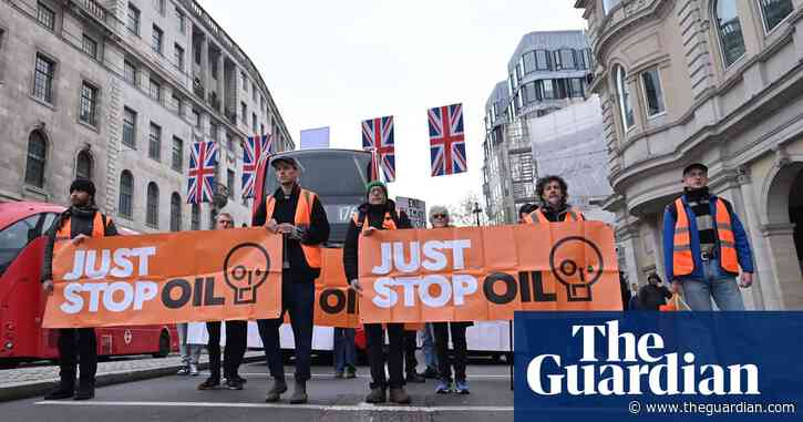 Police to get powers to ban slow walking in traffic amid Just Stop Oil protests