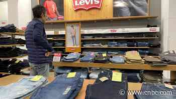 Key inflation gauge for the Fed rose 0.3% in March as expected