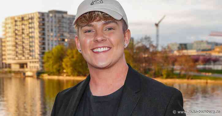 Influencer twenty4tim führt Single-Charts an