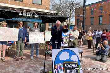 Sanders Praises Shop Workers, Ben & Jerry's on Union Effort