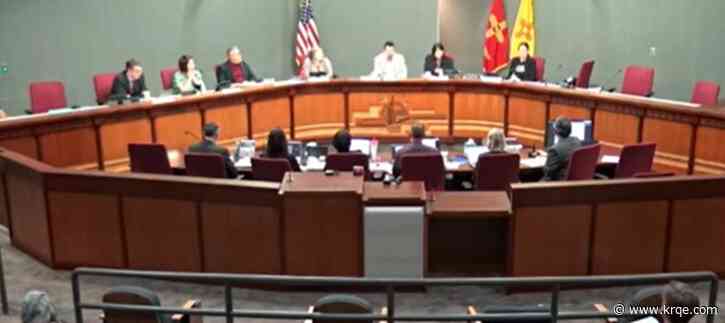 Albuquerque city councilors propose amendment that would shift mayor's powers