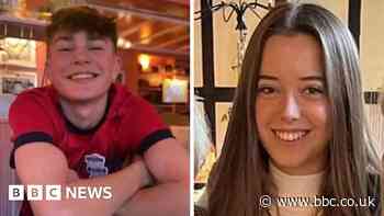 Friends raise more than £120,000 after teenagers die in crash