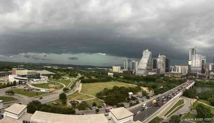 LIVE BLOG: Severe storm threat shifts east, south of Austin