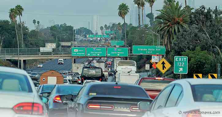 California moves to phase-out diesel-powered trucks, cut locomotive pollution