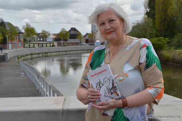Ooit vulde ze concerthallen, nu vult ze bladzijden: zangeres Nadine Heyndrickx heeft de hele wereld gezien maar eerste boek gaat over haar geboortestreek