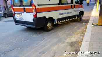 Riaperta via di Torpignattara, e c'è subito l'incidente: pedone investito