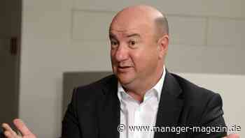 Daimler-Truck-Betriebsratschef Michael Brecht fürchtet um Arbeitsplätze