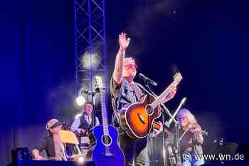 Bodenständige Weltreise mit Axel Prahl und dem Inselorchester