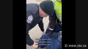 Edmonton Muslim community seeks answers after man arrested, restrained during traffic stop