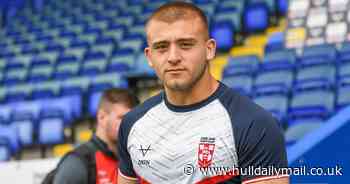 Mikey Lewis omitted from England 17 as Shaun Wane hands Hull KR hooker debut