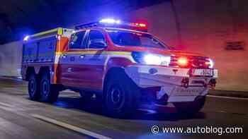 Toyota Hilux 6x6 fire truck was built to fight EV fires