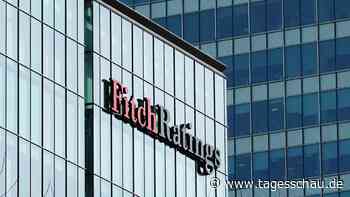 Fitch kappt Kreditwürdigkeit Frankreichs um eine Stufe