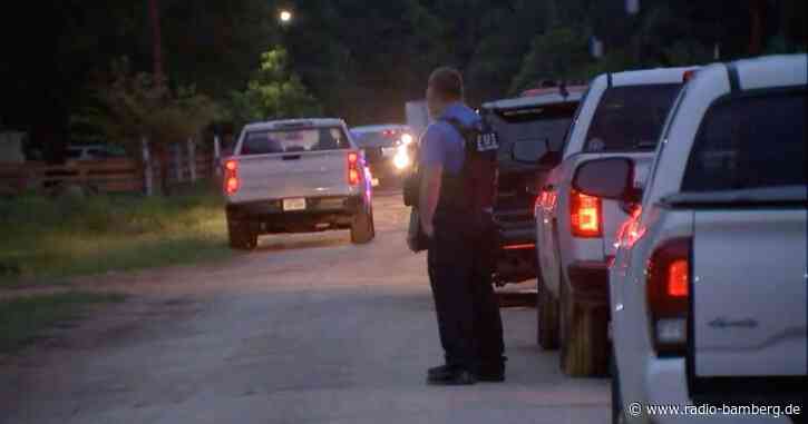Fünf Tote nach Schüssen in Texas – Verdächtiger gesucht