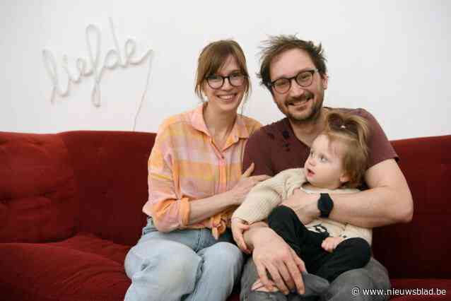 Ouders van Cozette (2) wanhopig op zoek naar epilepsiemedicijn: “Hartverscheurend om te zien als ze een aanval heeft”