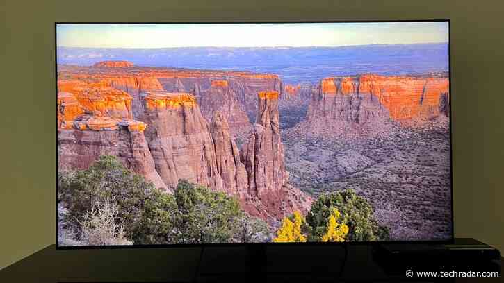 Samsung QN95C review: a super-bright mini-LED TV that thinks it's an OLED