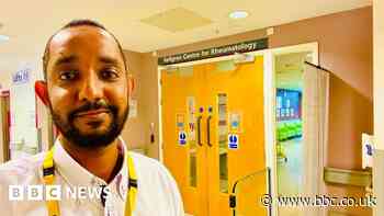 Sudan crisis: NHS doctors told they can catch last UK evacuation flights