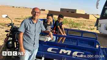 Sudan crisis: Family stuck at Egypt border as drivers demand $40,000 to cross