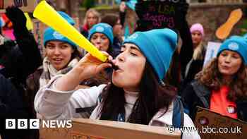 England's teachers' strike causes more disruption