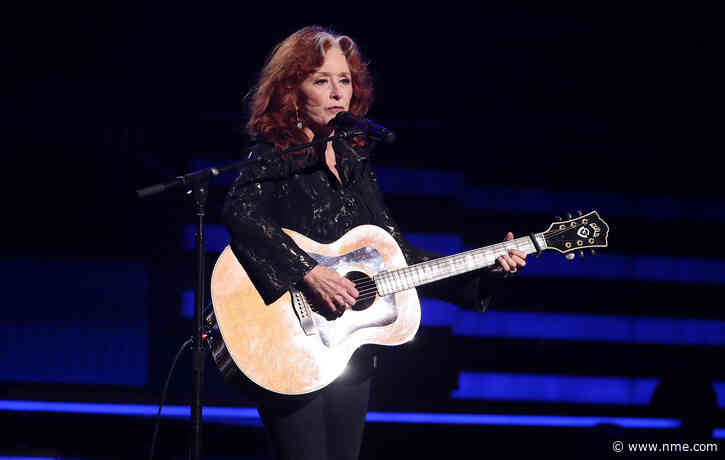 Bonnie Raitt reschedules tour dates to undergo surgery
