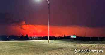 Wildfires prompt mandatory evacuations of Entwistle, Evansburg west of Edmonton
