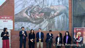 "Green smart wall": alla Metro Pietralata il mosaico che parla di ambiente