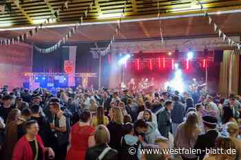 Warburg: Mehr als 1000 Gäste feiern Stadtschützenfest in Scherfede