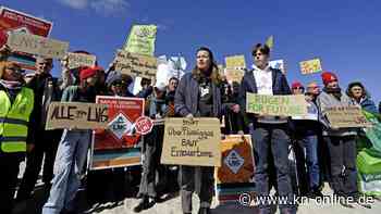 Luisa Neubauer auf Rügen: Klimaaktivistin demonstriert gegen LNG-Terminal auf Ostseeinsel