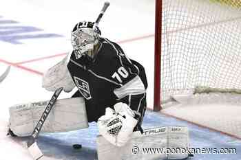 Oilers advance to second round with 5-4 victory over Kings