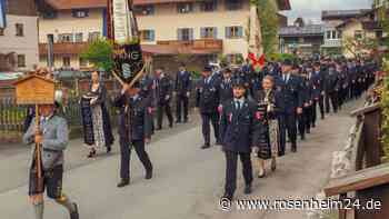 Freiwillige Feuerwehr Pang feiert 150. Jubiläum mit Feldgottesdienst und Umzug