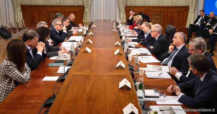 Decreto Lavoro, Meloni ai sindacati: “Cdm il primo maggio non è mancanza di rispetto”. Bombardieri: “Atto di propaganda”