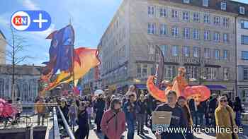 Innenstadt von Kiel: Shopping, Parade und Kreuzfahrer lockten in die City