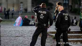 Flaschenwürfe auf Polizei bei Demo zur Walpurgisnacht