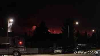 More residents west of Edmonton under evacuation orders due to out-of-control fire