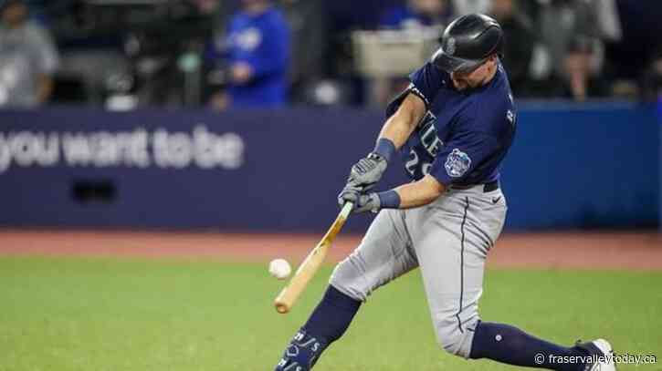 Raleigh’s 10th inning homer leads Mariners in snapping Blue Jays’ six-game win streak