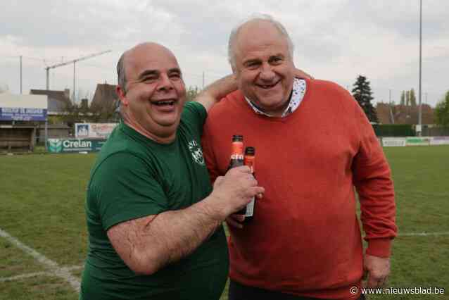 Topweekend voor Frans Dejaegere, die eerst in Parijs zoon Brecht met Toulouse de Franse beker ziet winnen en daags nadien met ‘zijn’ NSVD Handzame kampioen wordt in 4A: “Wie had dit ooit durven dromen?”