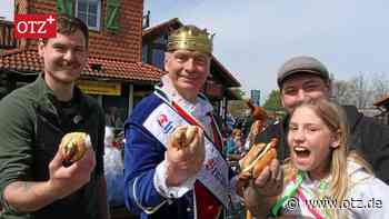 Großereignis in Quirla: Buchaer gewinnen Bratwurst-Wettbewerb