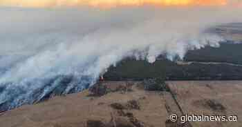 Wildfires west of Edmonton force hundreds out of homes